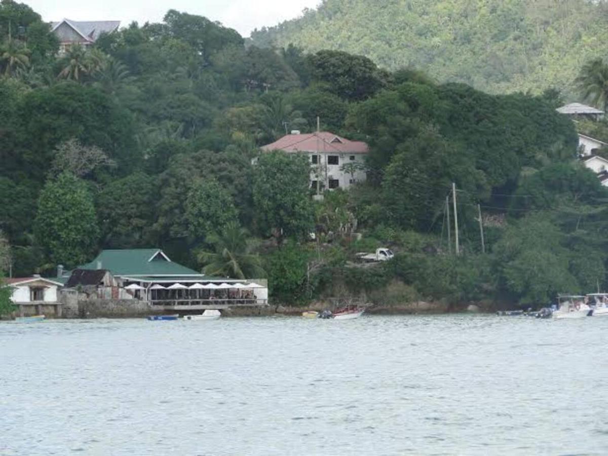 Gigi'S Self Catering Apartment Port Glaud Exterior foto