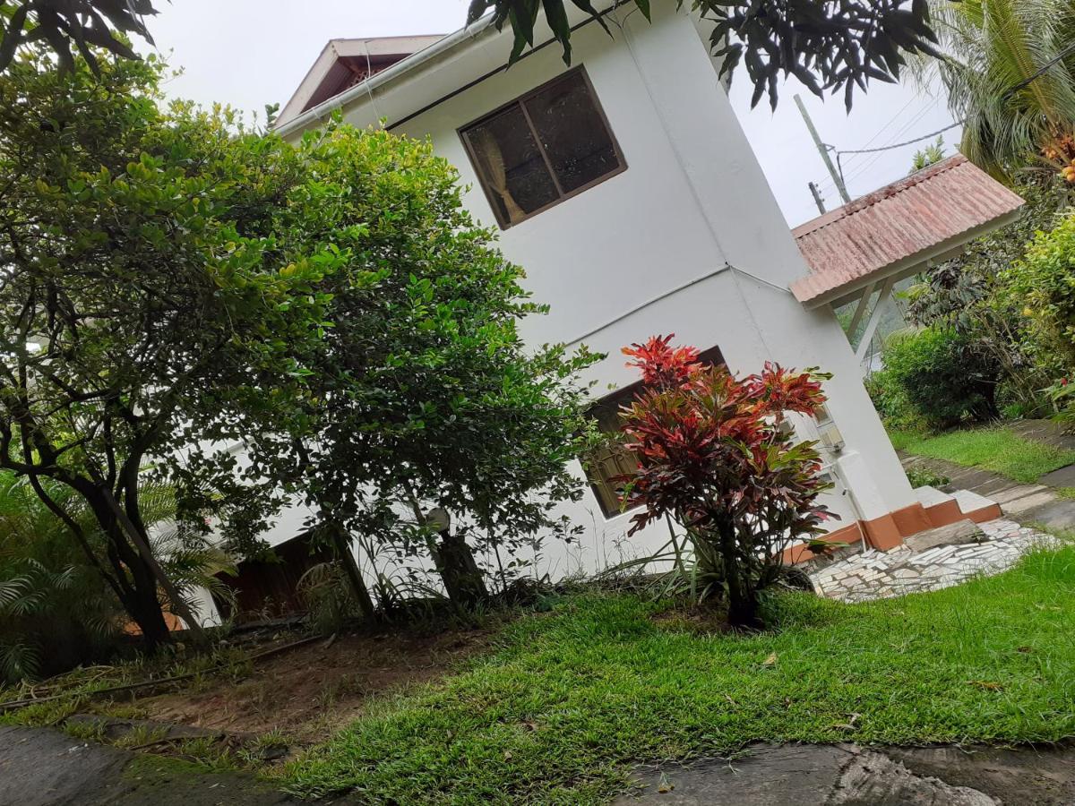 Gigi'S Self Catering Apartment Port Glaud Exterior foto