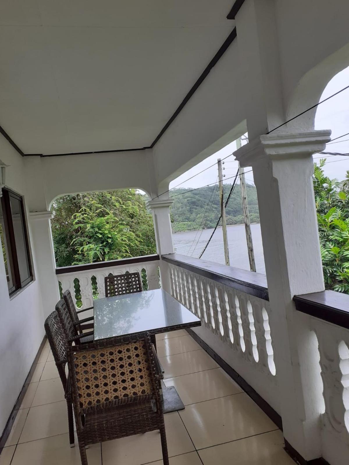 Gigi'S Self Catering Apartment Port Glaud Exterior foto